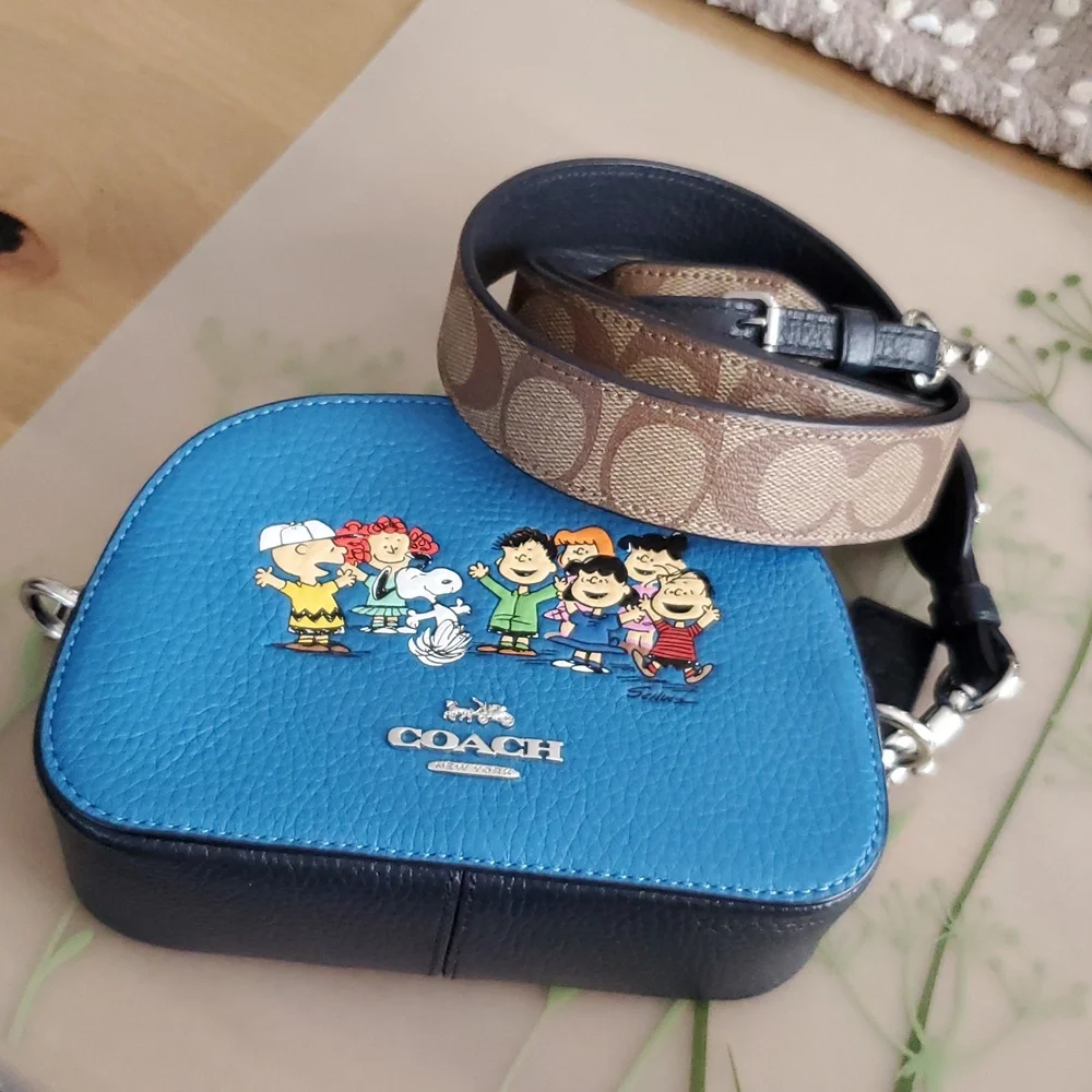 NWT 2021 Coach x Peanuts Mini Bag & Strap - Picture 4 of 12